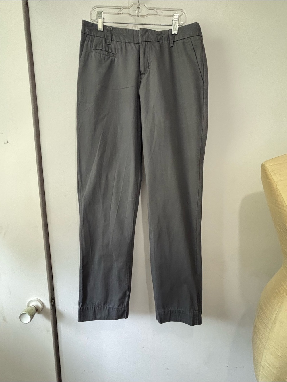 Patagonia Women's Charcoal Straight-Leg Chinos size 4